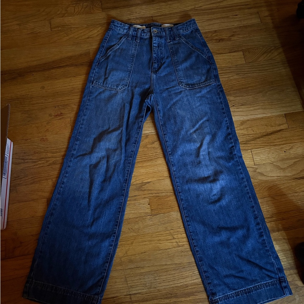 Universal Thread Relaxed Fit Dark Blue Jeans